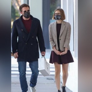 La hija de Ben Affleck y Jennifer Garner deslumbró con un vestido negro de Carolina Herrera: Violet ya tiene 17 años La hija de Ben Affleck y Jennifer Garner deslumbró con un vestido negro de Carolina Herrera: Violet ya tiene 17 años