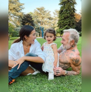 El divertido video de Gianluca Vacchi y Sharon Fonseca bailando bachata: Fans les piden tomar clases de baile El divertido video de Gianluca Vacchi y Sharon Fonseca bailando bachata: Fans les piden tomar clases de baile