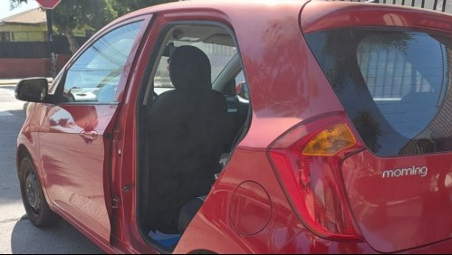 Se llevaron hasta una puerta: Delincuentes protagonizan insólito robo a vehículo estacionado en Ovalle