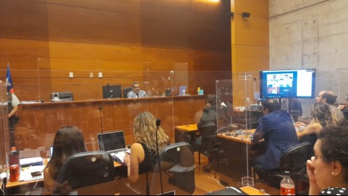 Decretan prisión preventiva para siete de los médicos acusados de millonario fraude con venta de licencias