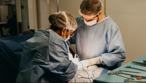 Lo amputaron: Esta bacteria contaminó a un joven después de comer fideos con pollo del día anterior