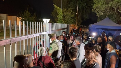 Hospital Félix Bulnes fue evacuado por paciente que llegó con un presunto artefacto explosivo