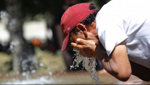 'Calor extremo hoy en Santiago': Jaime Leyton anuncia altas temperaturas que se extenderán hasta el día martes