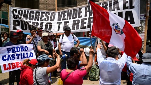 Declaran estado de emergencia en todo Perú por protestas violentas