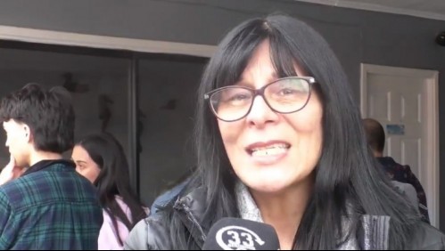 'Me miraba así como 'ayúdame'': El desgarrador relato de madre del joven que murió tras esperar 12 horas una atención