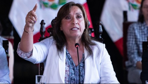 Nueva presidenta del Perú descarta renunciar y 'exige' al Congreso un adelanto de elecciones