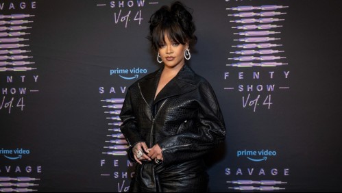 Rihanna comparte primer video de su hijo nacido en mayo: '¿Estás tratando de tomar el teléfono de mamá'