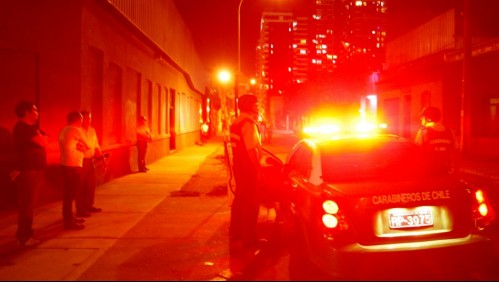 Cinco delincuentes roban en un domicilio de La Reina: Escaparon en el auto de la víctima