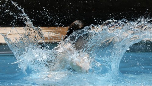 Dos niños de 9 y 11 años sufren descarga eléctrica mientras estaban en la piscina