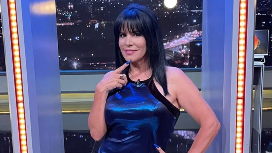 Feliz A Mis 50 Años Anita Alvarado Festejó Su Cumpleaños En Navidad Con Una Celebración