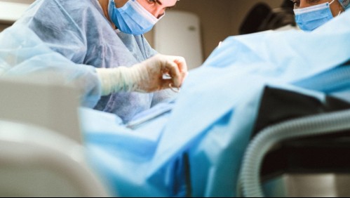 Doctores encontraron cepillo en el estómago de un niño y debieron someterlo a una operación de urgencias