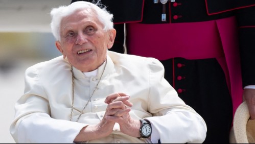 El papa emérito Benedicto XVI está 'lúcido' pero su estado sigue siendo 'grave'