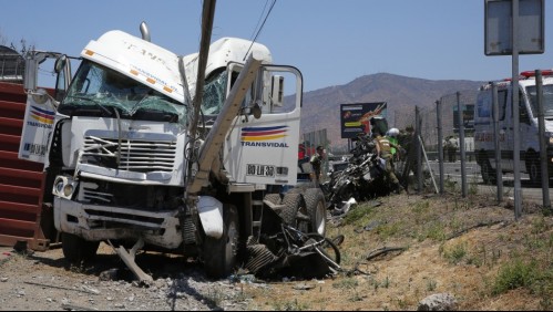 Fatal accidente en la Ruta 68: Carabineros confirma que hay cuatro fallecidos y seis heridos