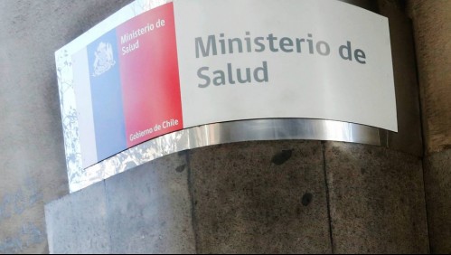 Denuncia de acoso y maltrato laboral provoca la salida del jefe de gabinete de la ministra de Salud