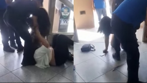 Video muestra brutal pelea entre estilista y clienta: Una de ellas terminó con mechones de pelo en el suelo