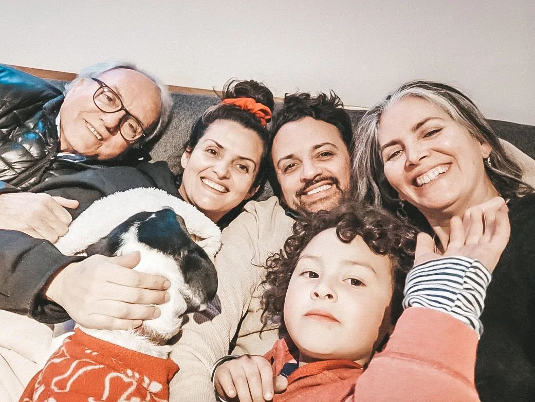 Connie Achurra y su familia