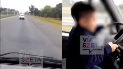 'Tienes que tener el volante derecho': Hombre obligó a su hijo de 7 años a conducir en una autopista