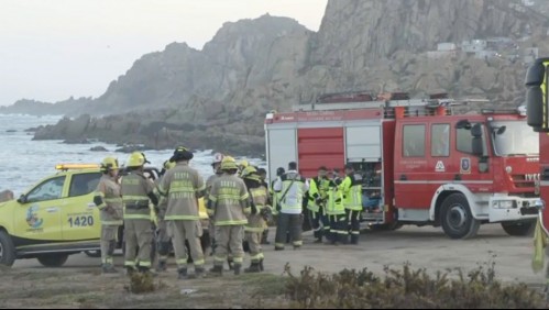 Buscan a adolescente de 14 años que cayó al mar en Coquimbo: Jugaba con sus amigos cerca de los roqueríos
