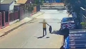 Homicidio en Puente Alto: Video muestra momento en que asesinan a hombre mientras caminaba por la calle