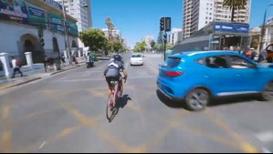 'Por un like hacen tonteras': Las críticas que recibió ciclista que anduvo contra el tránsito en Viña del Mar