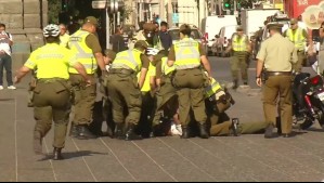 Video muestra detención de hombre en Plaza de Armas en medio de anuncio para aumentar seguridad en el sector