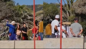 Video muestra violento episodio protagonizado por grupo de personas en playa de Viña del Mar