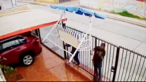 Video muestra a sujetos robando sillón columpio desde una casa a plena luz del día en Coquimbo