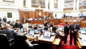 Congreso de Perú bloquea hasta agosto debate de un adelanto de elecciones