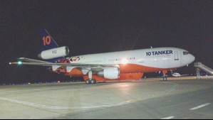 Aterrizó en Antofagasta: Ya está en Chile el Ten Tanker, el avión que combatirá los incendios en el sur