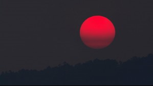 ¿Por qué se ve tan roja la Luna? Esta es la explicación para su inusual coloración