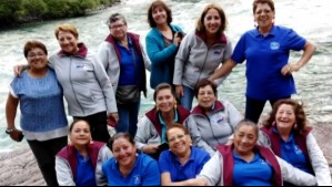 Acusan a profesor: Adultas mayores de grupo folclórico pagaron $32 millones por viaje que nunca existió