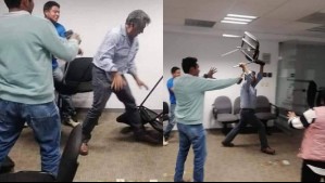 Les lanzó sillas y golpes: Alcalde pierde el control en plena reunión con ciudadanos que le exigían rendir cuentas