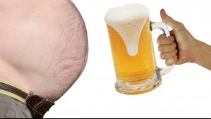 Podrías sufrir un infarto: Estos son los riesgos de tener una 'panza cervecera'