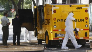 Asalto a camión de valores en el centro de Santiago: Conductor del vehículo sigue desaparecido