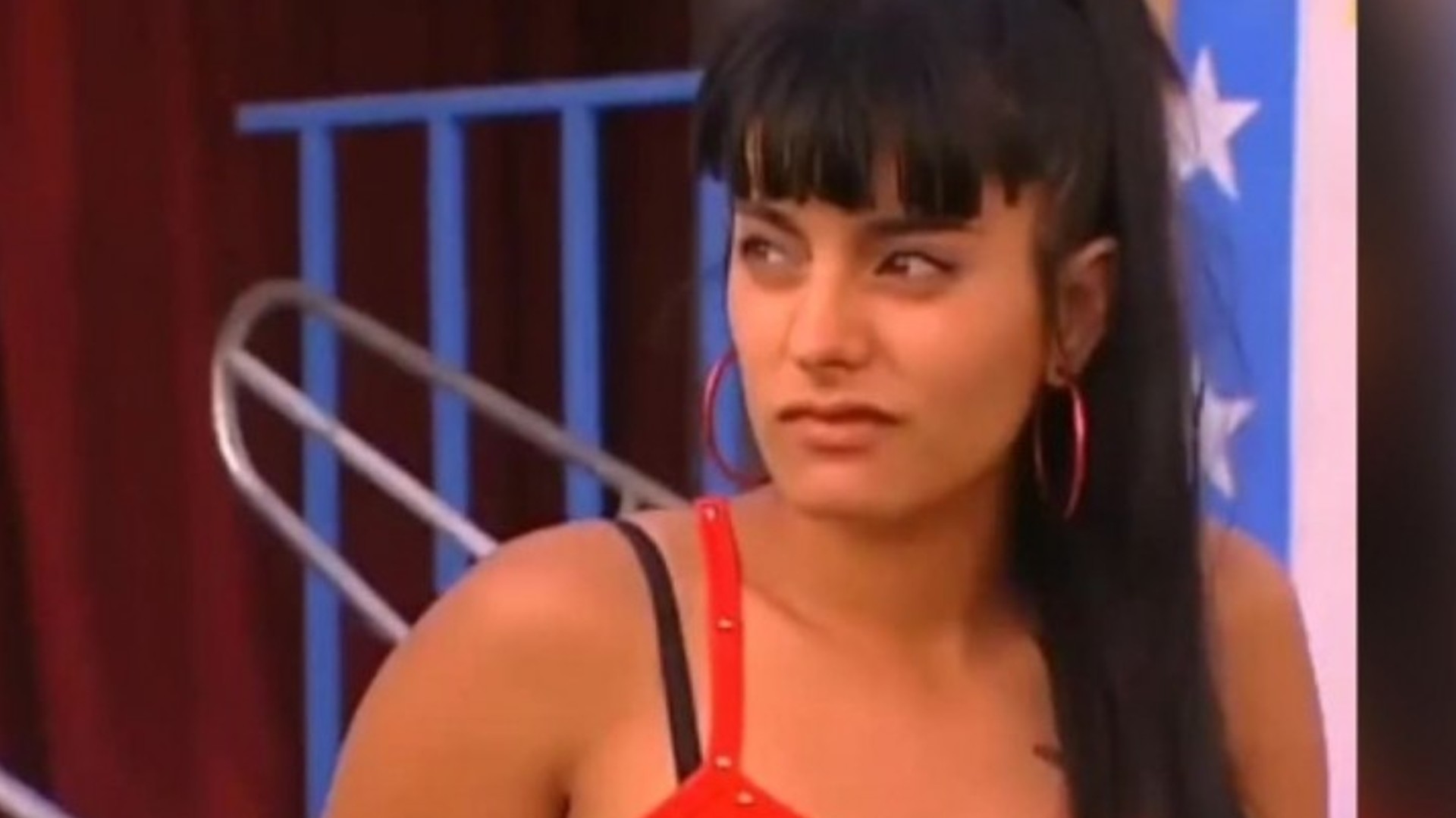 Daniela Lhorente como Waleska