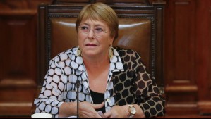 Expresidenta Bachelet no acudió a centro de mediación por pensión de alimentos: Compagnon no quiso hablar