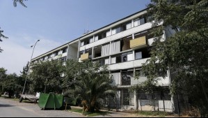 Ministro de Vivienda y alcaldesa de Ñuñoa visitaron los avances de las obras de recuperación de Villa Olímpica