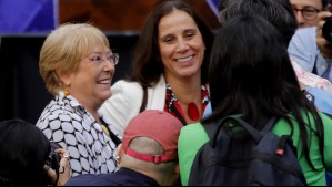 8M: Así fue la llegada de Michelle Bachelet a acto en La Moneda por Día Internacional de la Mujer