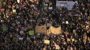 Conmemoración del 8M: Termina masiva y pacífica marcha de mujeres en todo el país