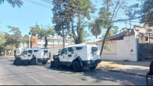 Incidentes a las afueras del INBA: 'Overoles blancos' han lanzado bombas molotov y se mantienen desvíos de tránsito