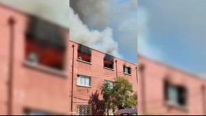 Incendio afecta a colegio en San Miguel: Alumnos debieron ser evacuados