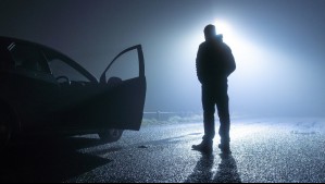 Pidió ayuda por una 'presencia extraña' en su auto pero fue detenido tras insólito hallazgo