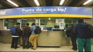 Atentos al cargar la tarjeta Bip!: Desde este martes Metro de Santiago implementará importante cambio