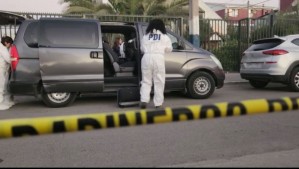 Dos personas mueren dentro de un auto tras balacera: Desconocidos realizaron al menos 23 disparos