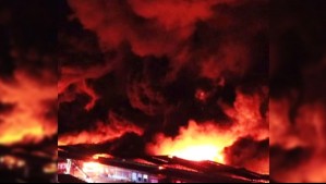 Gran incendio afecta a empresa de bodegas en Pudahuel: No existiría peligro por materiales tóxicos en el interior