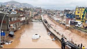 Se registran 14 muertos y 5 desparecidos: Las impactantes imágenes que deja fatal inundación en Turquía