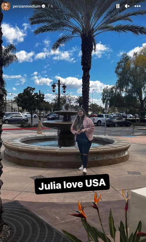 Julia Wendell / Instagram @persianmedium