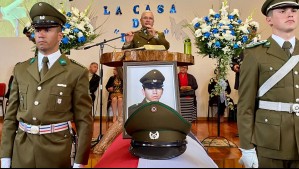 Masiva despedida de carabinero asesinado: Le otorgan ascenso póstumo al grado de suboficial mayor