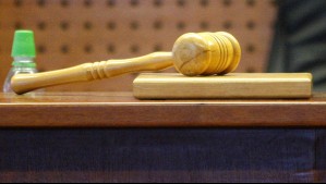 Está radicada en Polonia: Solicitan extradición de joven chilena acusada de cometer variadas estafas