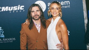 'Te estás prestando para que los exploten': Esposa de Juanes viaja a la India y le llueven las críticas